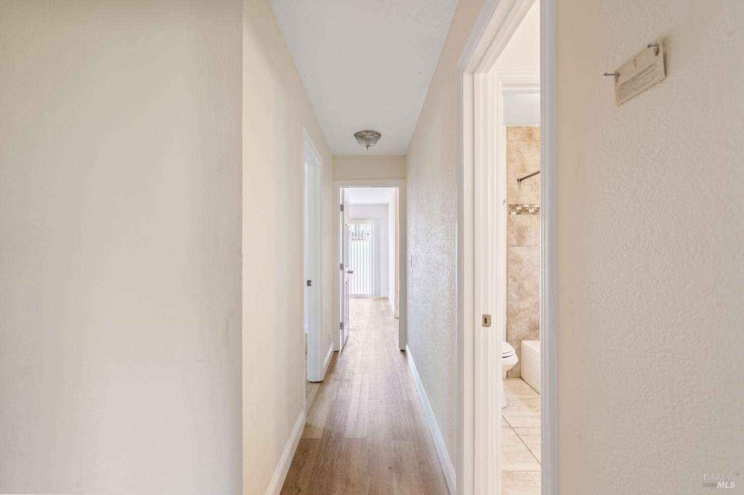 Detail Gallery Image 32 of 41 For 201 Tamalpais Dr, Vallejo,  CA 94589 - 4 Beds | 2/1 Baths
