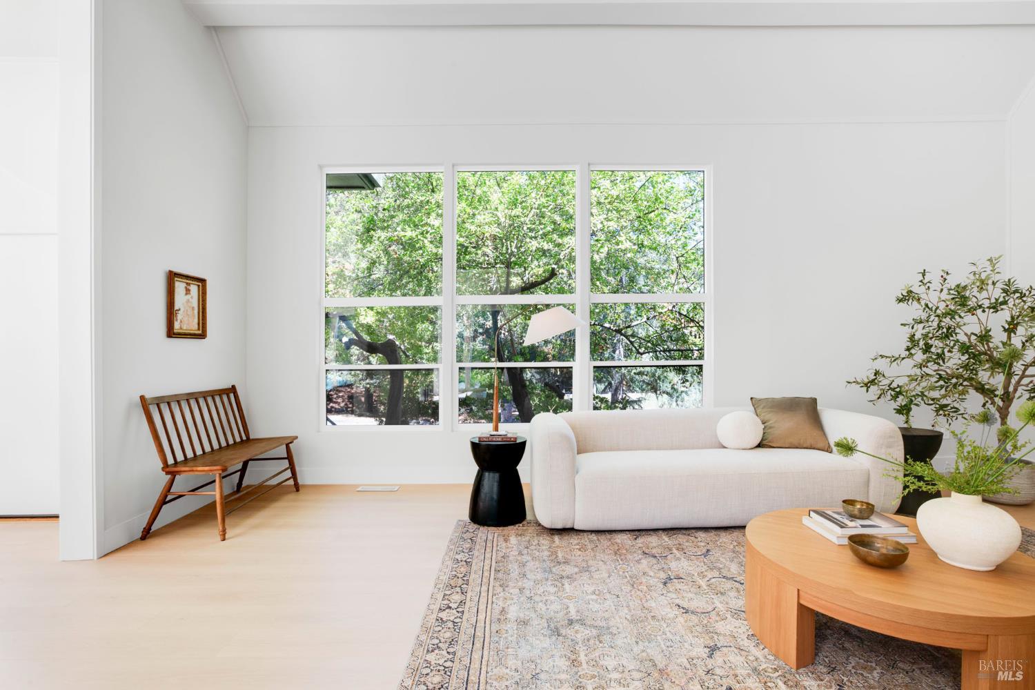Detail Gallery Image 18 of 63 For 71 Pacheco Creek Dr, Novato,  CA 94949 - 4 Beds | 3/1 Baths