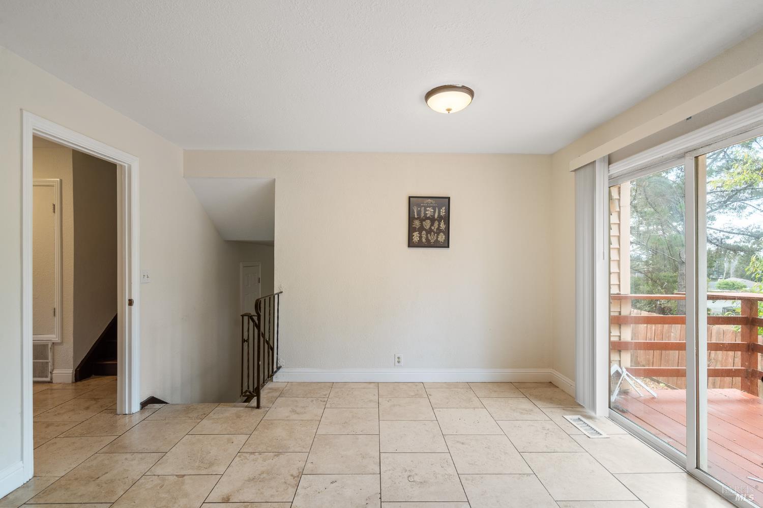 Detail Gallery Image 17 of 41 For 201 Tamalpais Dr, Vallejo,  CA 94589 - 4 Beds | 2/1 Baths