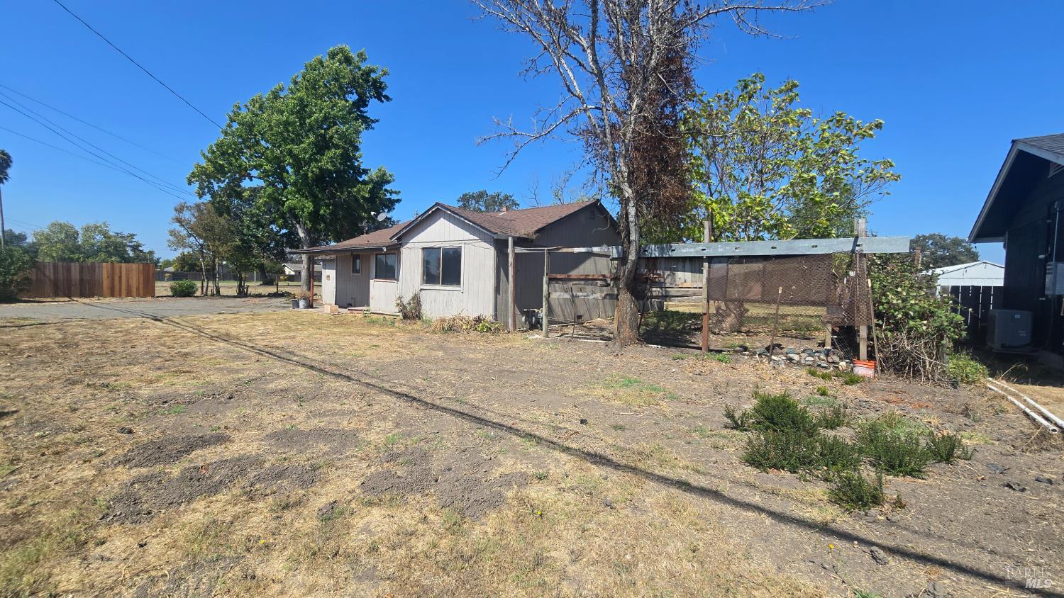 Detail Gallery Image 3 of 23 For 1203 Ludwig Ave, Santa Rosa,  CA 95407 - 2 Beds | 1 Baths