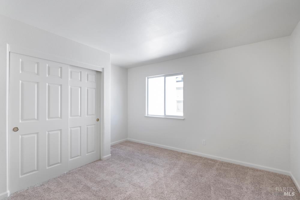 Detail Gallery Image 29 of 39 For 8011 Mammoth Dr, Rohnert Park,  CA 94928 - 3 Beds | 2/1 Baths