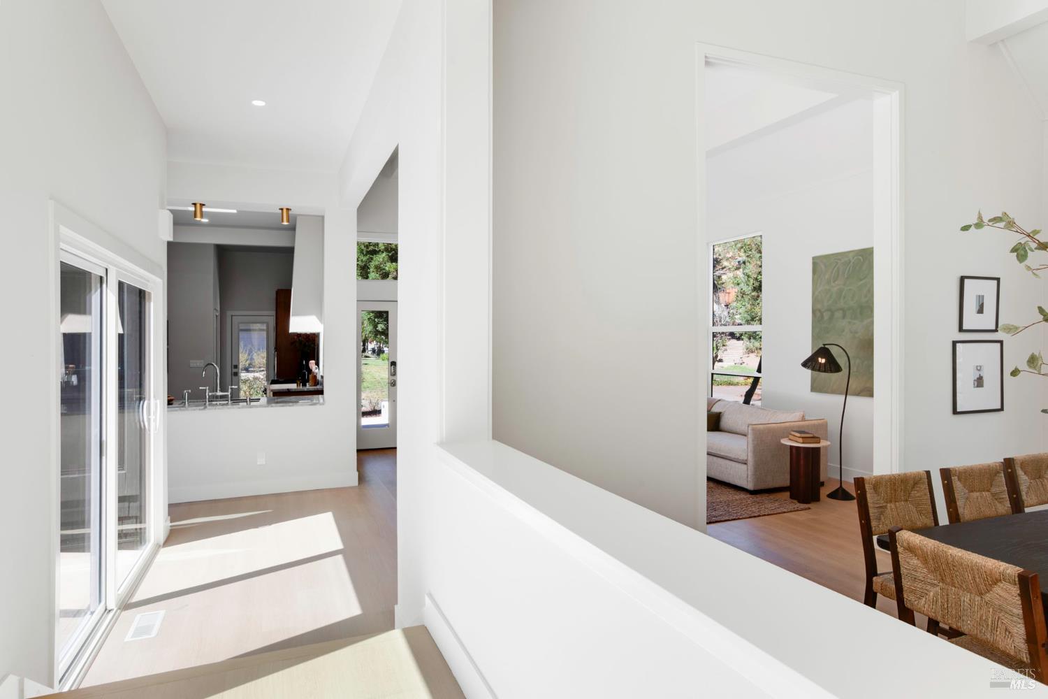 Detail Gallery Image 21 of 63 For 71 Pacheco Creek Dr, Novato,  CA 94949 - 4 Beds | 3/1 Baths