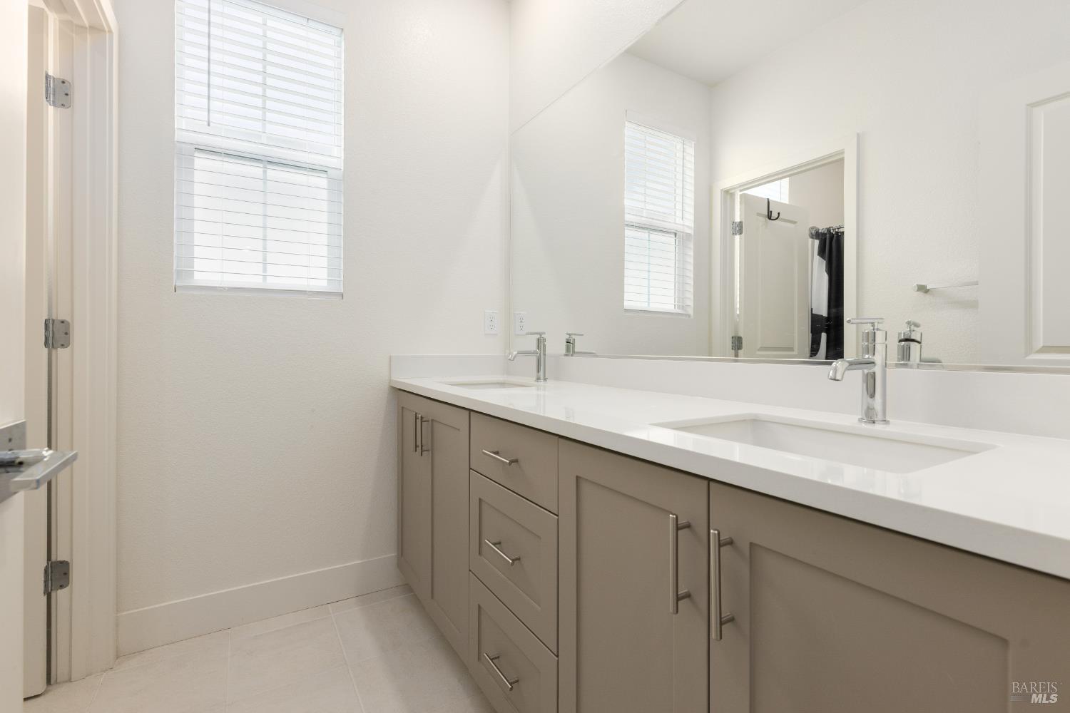 Detail Gallery Image 37 of 56 For 5383 Elan Dr, Fairfield,  CA 94533 - 4 Beds | 3 Baths