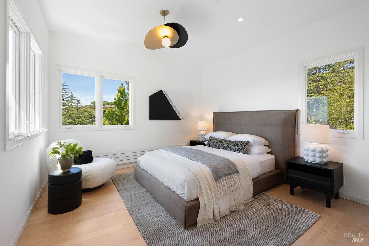 Detail Gallery Image 56 of 72 For 1 Tara View Rd, Belvedere Tiburon,  CA 94920 - 8 Beds | 4/1 Baths