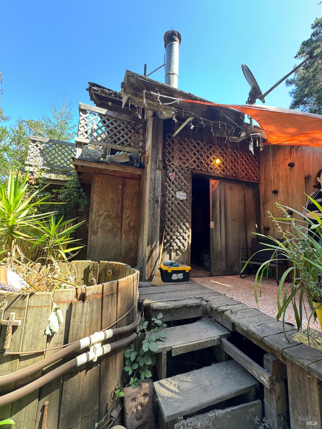 Detail Gallery Image 21 of 22 For 28270 Albion Ridge Rd, Albion,  CA 95410 - 3 Beds | 2/1 Baths