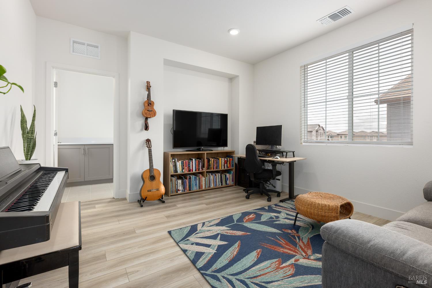Detail Gallery Image 25 of 56 For 5383 Elan Dr, Fairfield,  CA 94533 - 4 Beds | 3 Baths