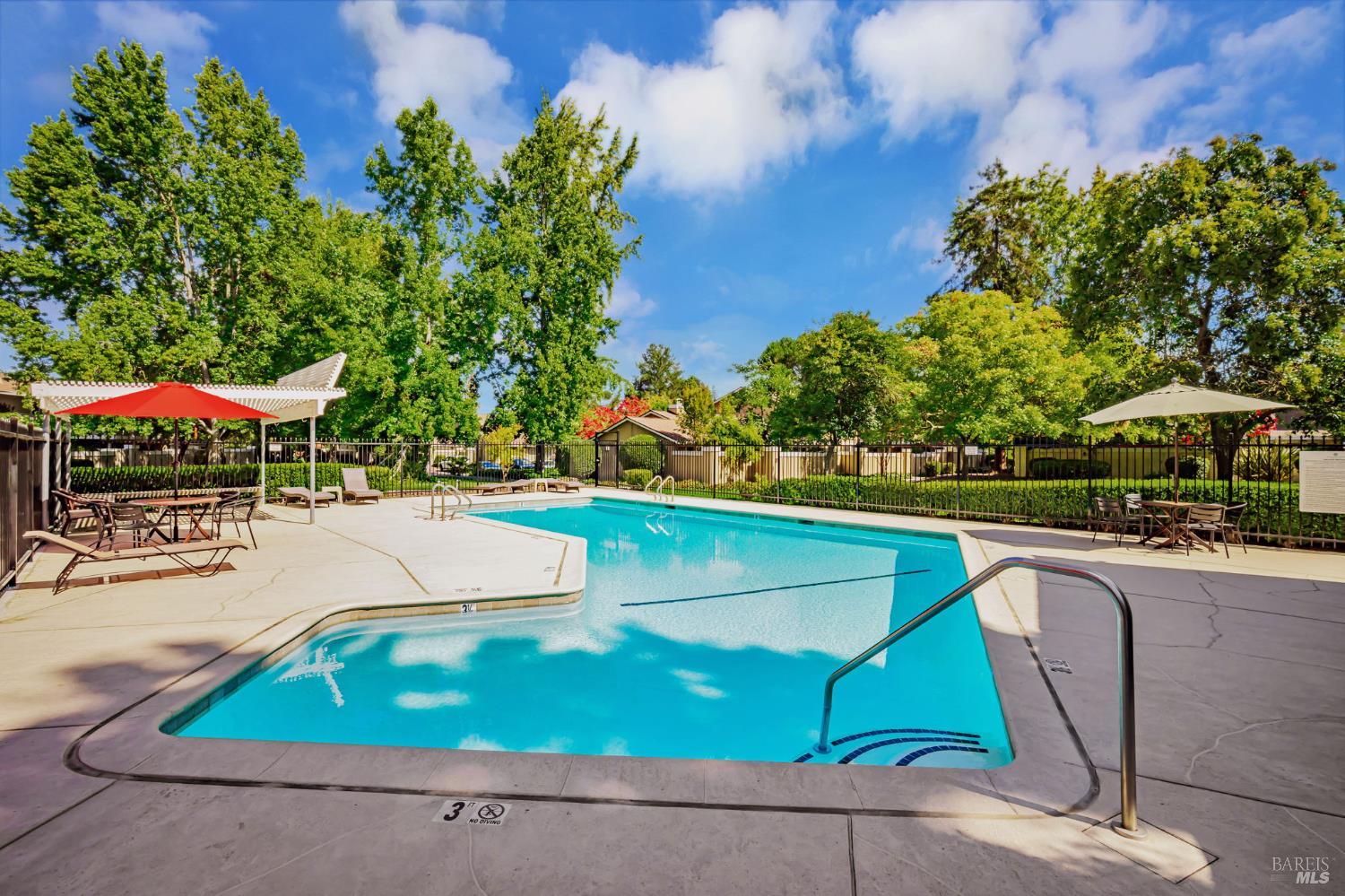 Detail Gallery Image 44 of 44 For 1748 Arroyo Sierra Ave, Santa Rosa,  CA 95405 - 3 Beds | 2 Baths