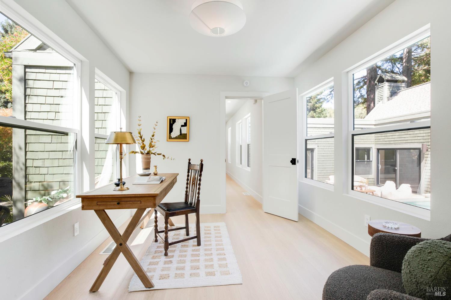 Detail Gallery Image 32 of 63 For 71 Pacheco Creek Dr, Novato,  CA 94949 - 4 Beds | 3/1 Baths