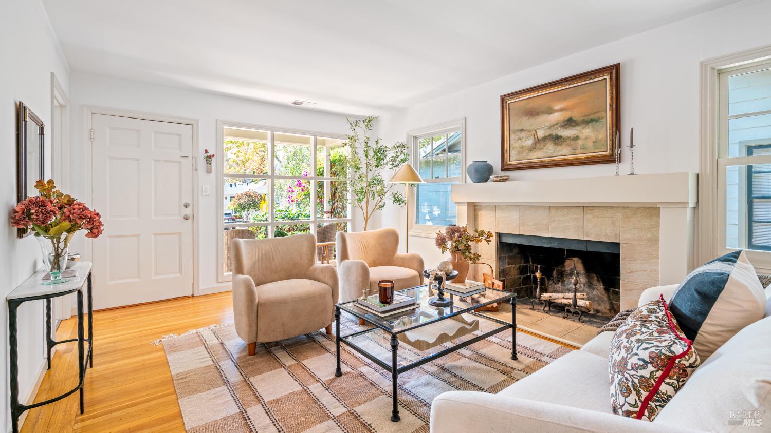 Detail Gallery Image 5 of 24 For 315 Sycamore Ave, Mill Valley,  CA 94941 - 3 Beds | 1 Baths