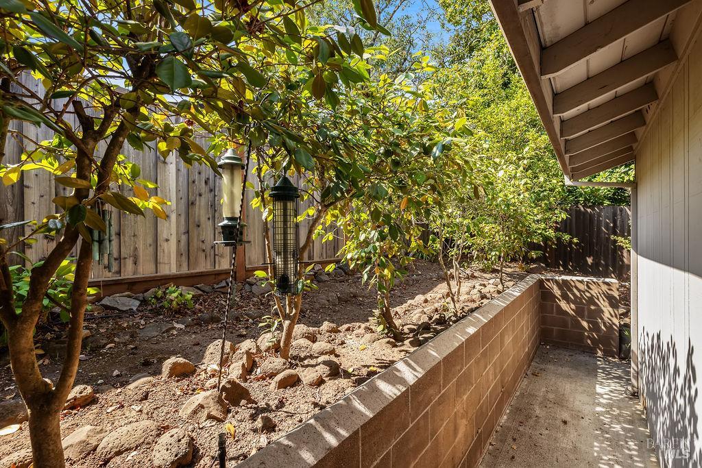 Detail Gallery Image 73 of 74 For 2321 Sunrise Ave, Santa Rosa,  CA 95409 - 3 Beds | 2 Baths