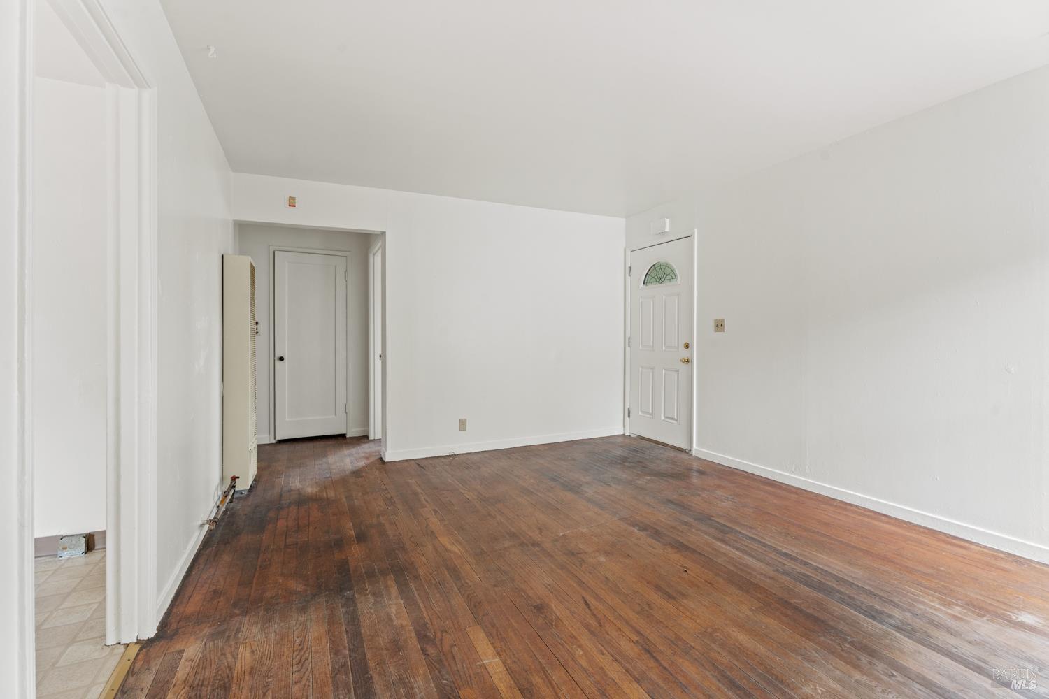 Detail Gallery Image 8 of 14 For 288 E San Francisco Ave, Willits,  CA 95490 - 2 Beds | 1 Baths