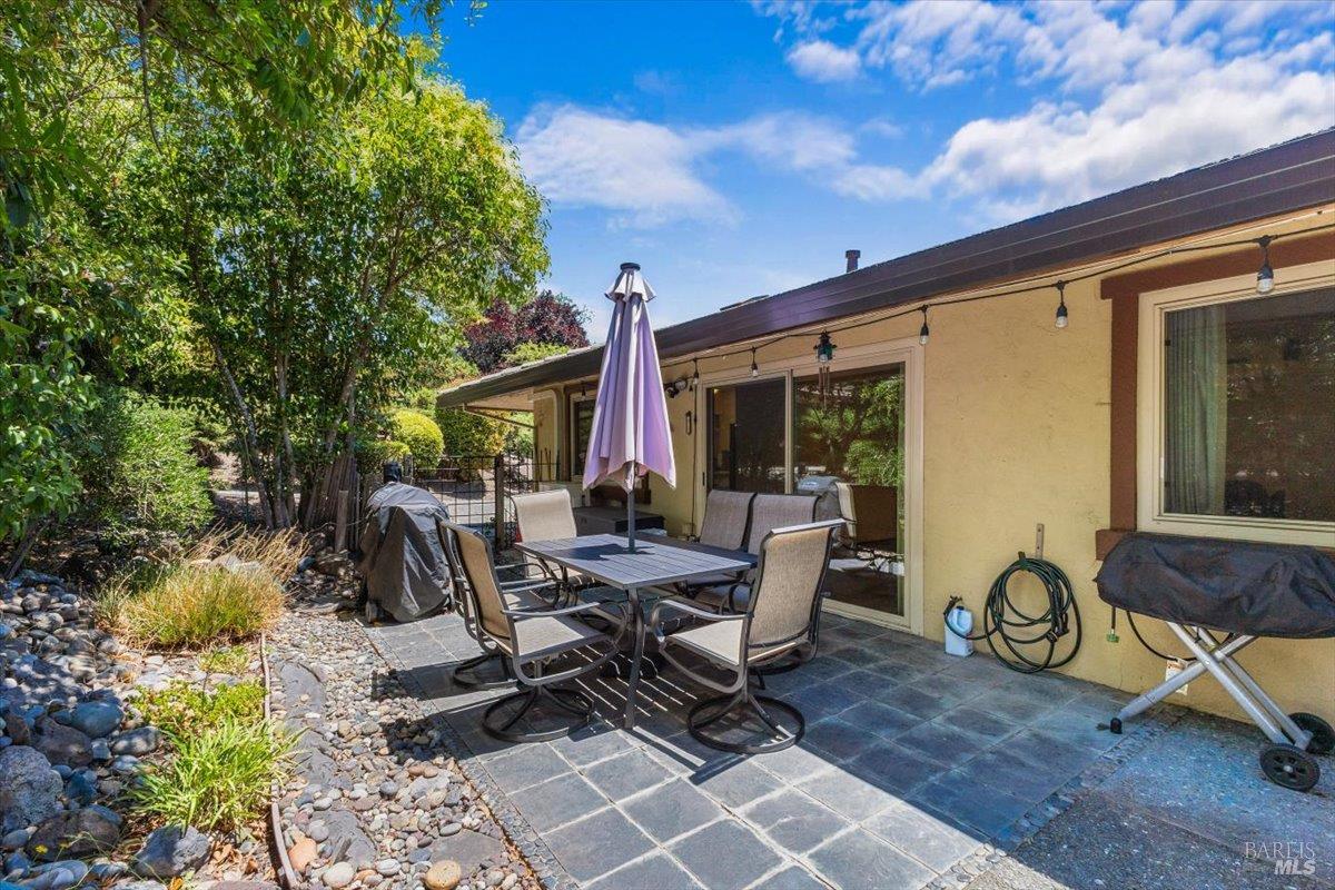 Detail Gallery Image 22 of 33 For 442 Las Casitas Ct a,  Santa Rosa,  CA 95403 - 2 Beds | 2 Baths
