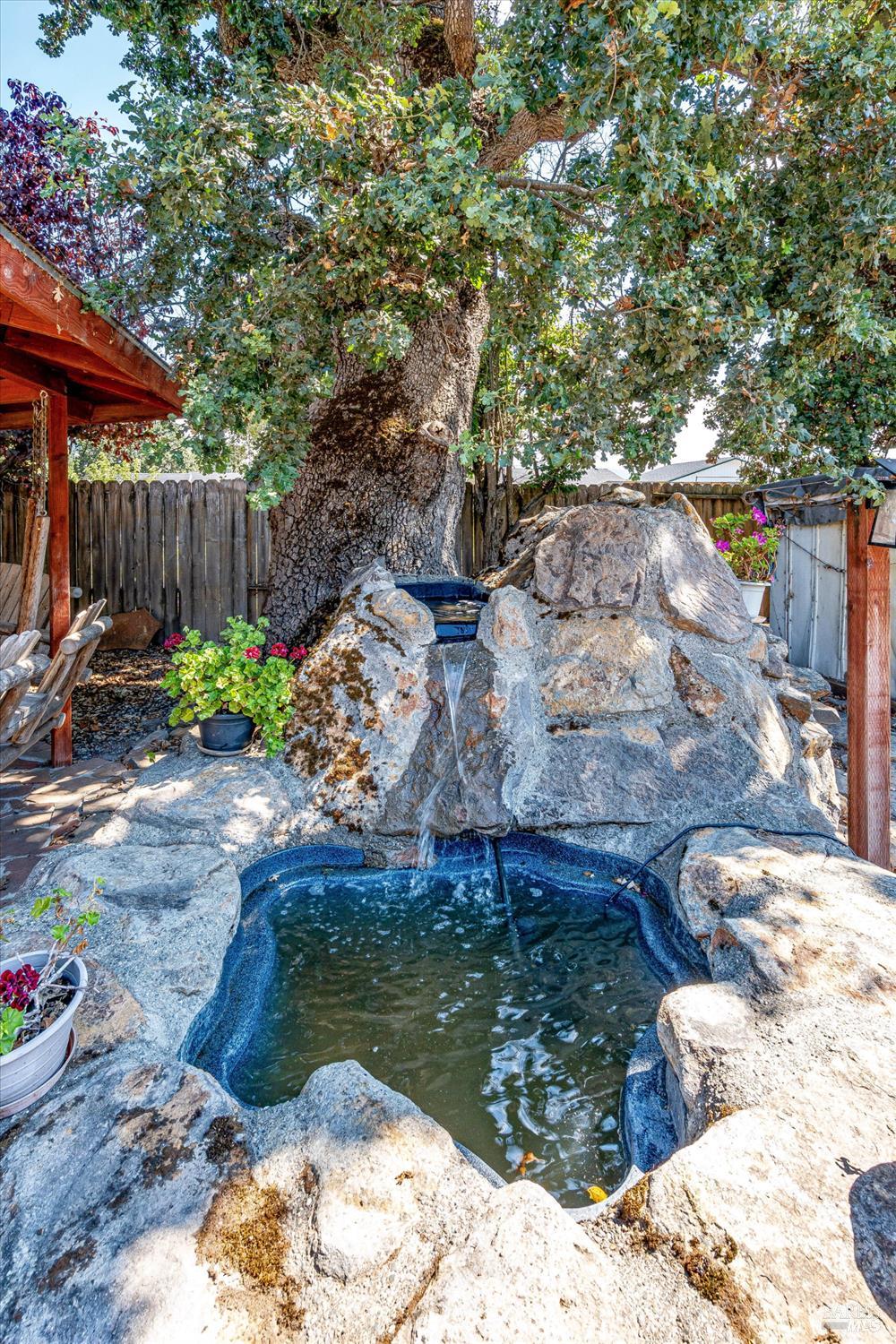 Detail Gallery Image 70 of 92 For 524 Mountain View Ave, Santa Rosa,  CA 95407 - 2 Beds | 2 Baths