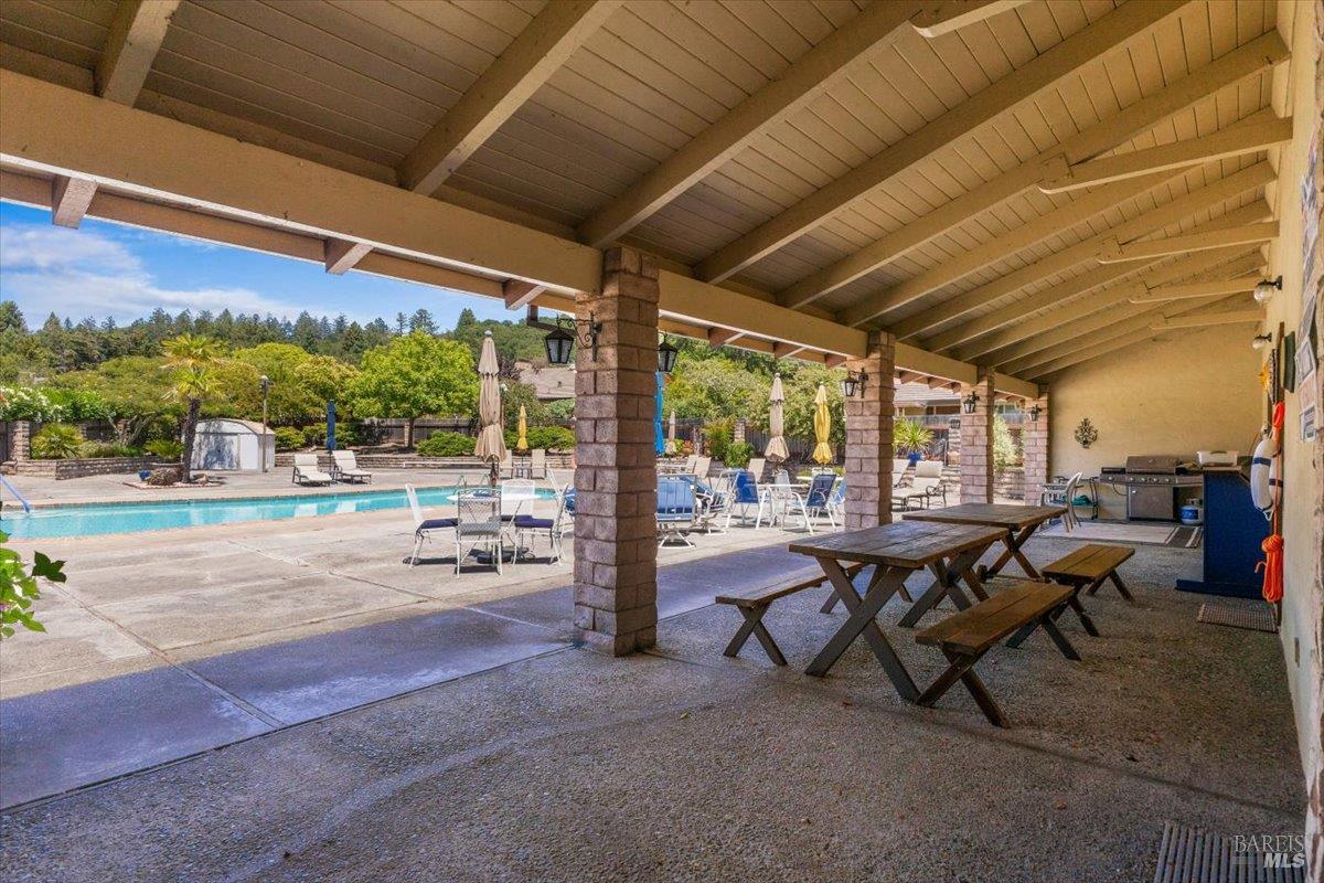 Detail Gallery Image 30 of 33 For 442 Las Casitas Ct a,  Santa Rosa,  CA 95403 - 2 Beds | 2 Baths