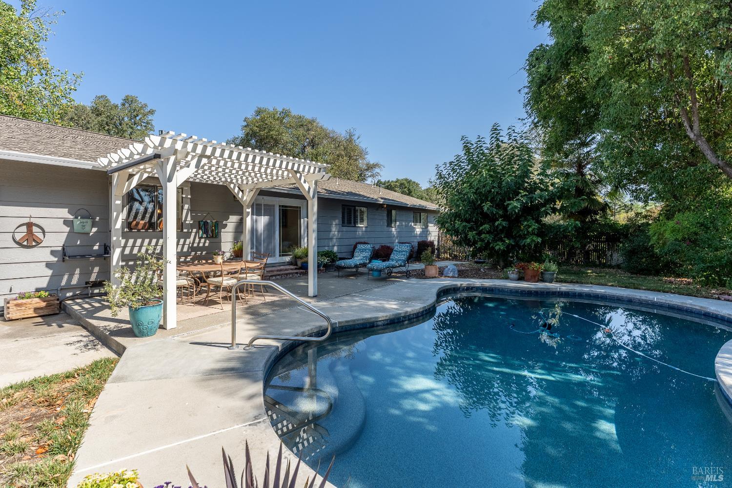 Detail Gallery Image 24 of 35 For 1381 El Dorado Rd, Ukiah,  CA 95482 - 3 Beds | 2 Baths