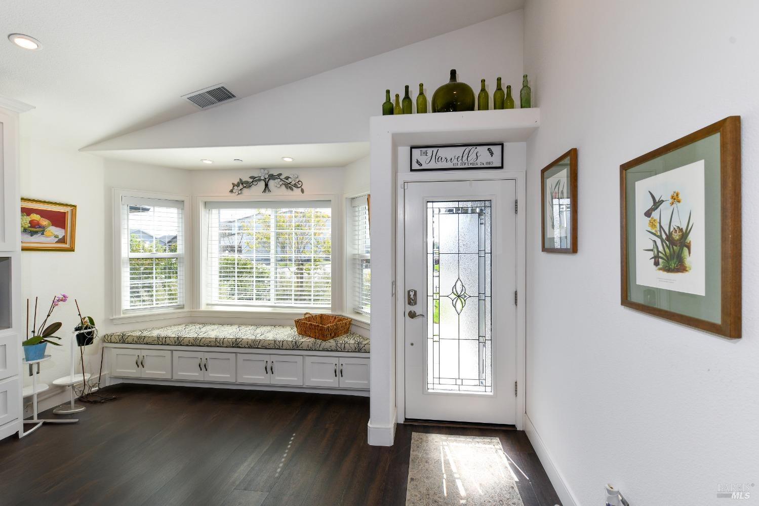Detail Gallery Image 7 of 44 For 3748 Mocha Ln, Santa Rosa,  CA 95403 - 2 Beds | 2 Baths