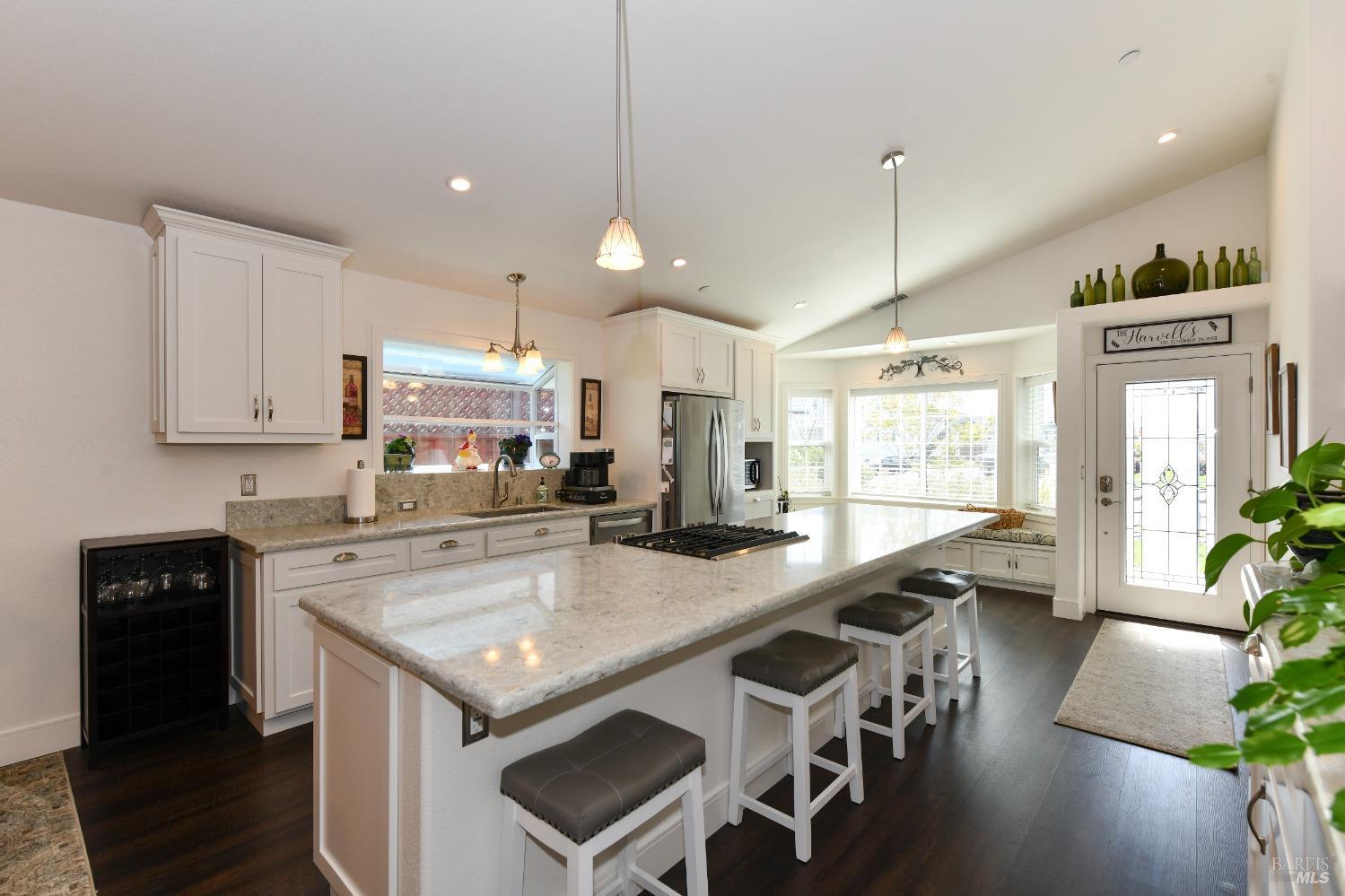Detail Gallery Image 12 of 44 For 3748 Mocha Ln, Santa Rosa,  CA 95403 - 2 Beds | 2 Baths