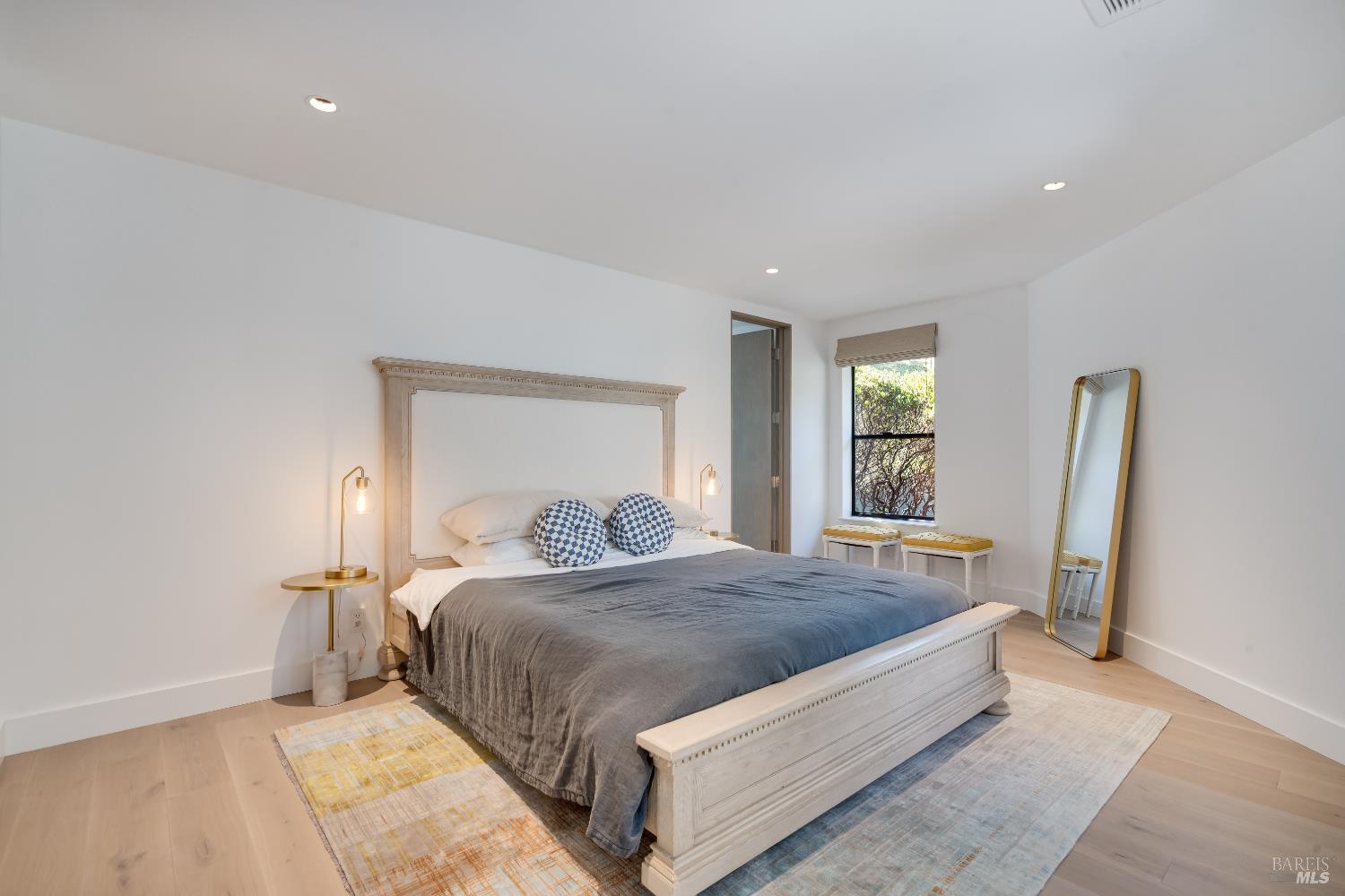 Detail Gallery Image 21 of 45 For 19185 Mesquite Ct, Sonoma,  CA 95476 - 4 Beds | 3/1 Baths