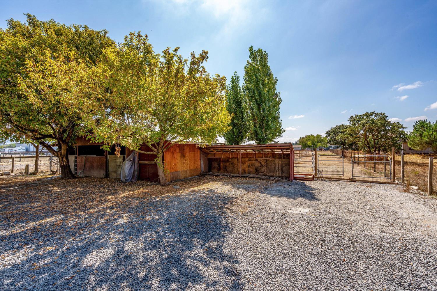 Detail Gallery Image 64 of 92 For 524 Mountain View Ave, Santa Rosa,  CA 95407 - 2 Beds | 2 Baths