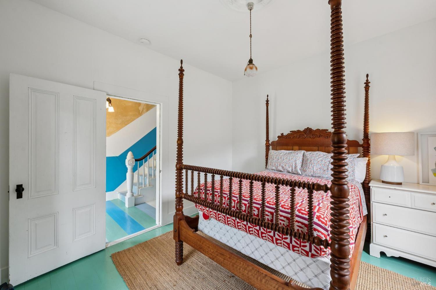 Detail Gallery Image 25 of 68 For 23 Brighton Ave, Bolinas,  CA 94924 - 9 Beds | 2/1 Baths