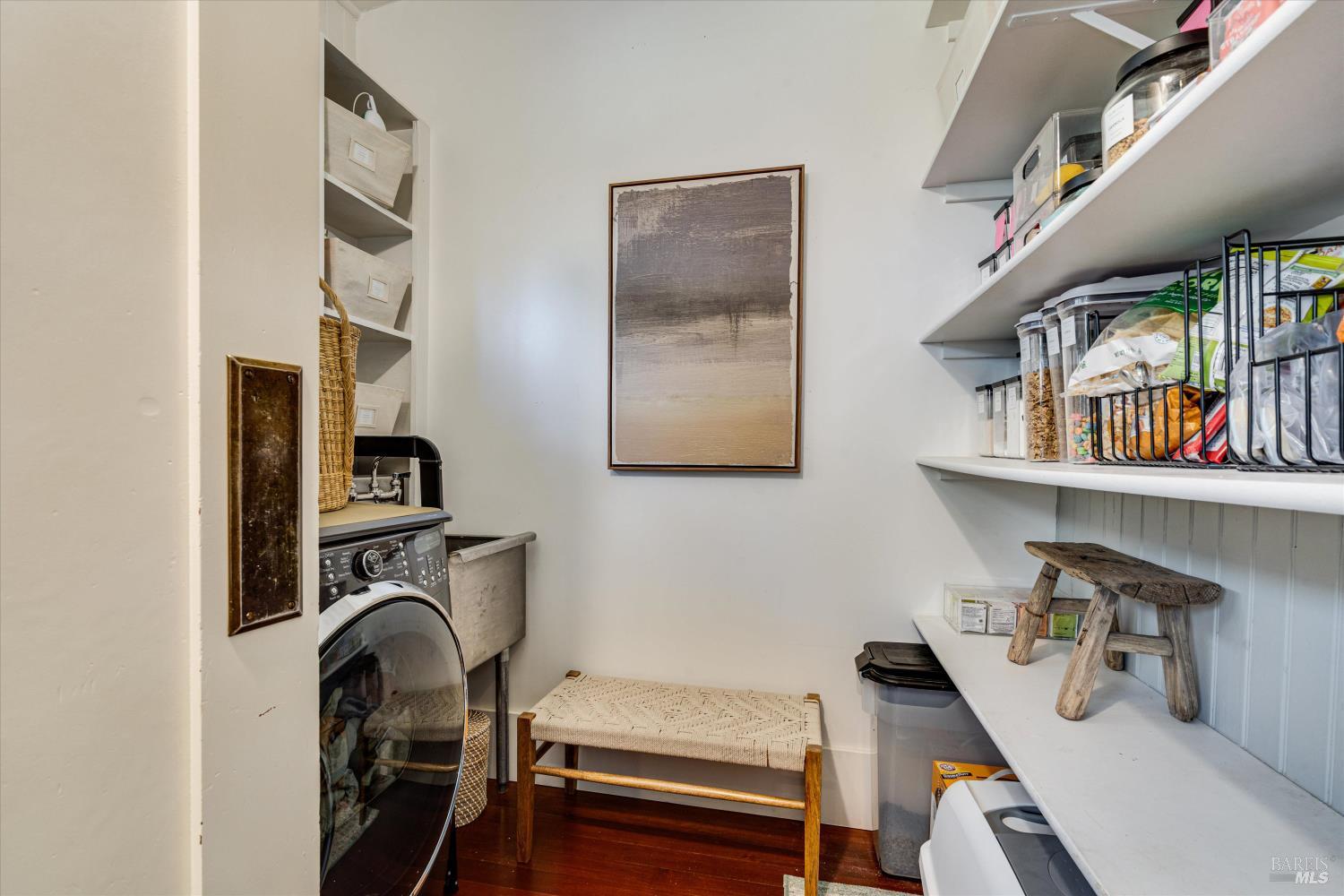 Detail Gallery Image 16 of 43 For 230 E Napa St, Sonoma,  CA 95476 - 3 Beds | 3/1 Baths