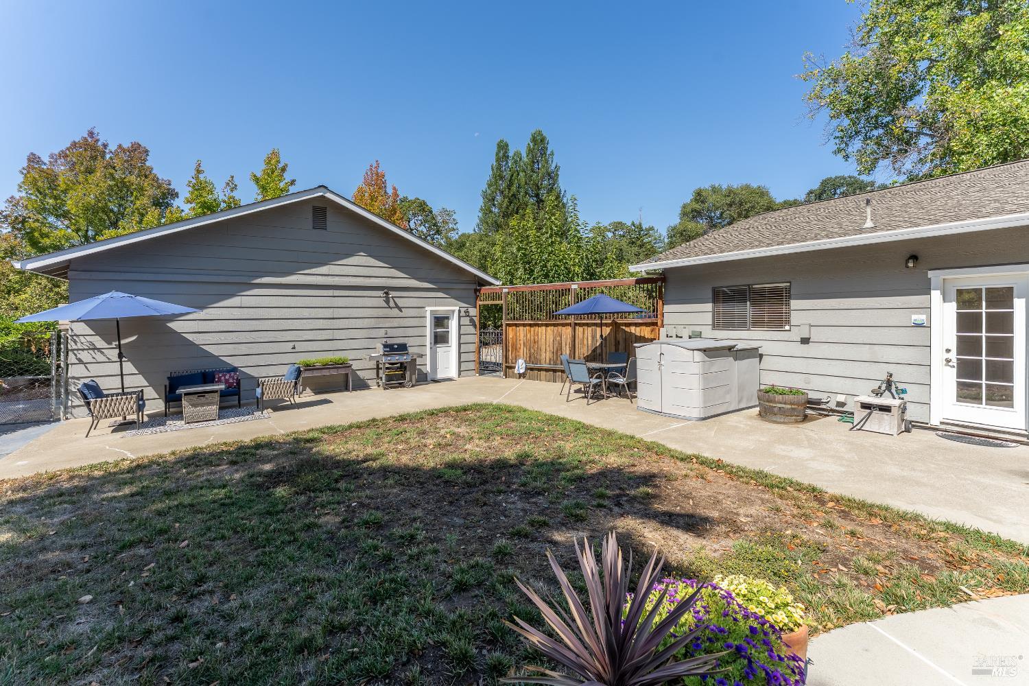 Detail Gallery Image 25 of 35 For 1381 El Dorado Rd, Ukiah,  CA 95482 - 3 Beds | 2 Baths
