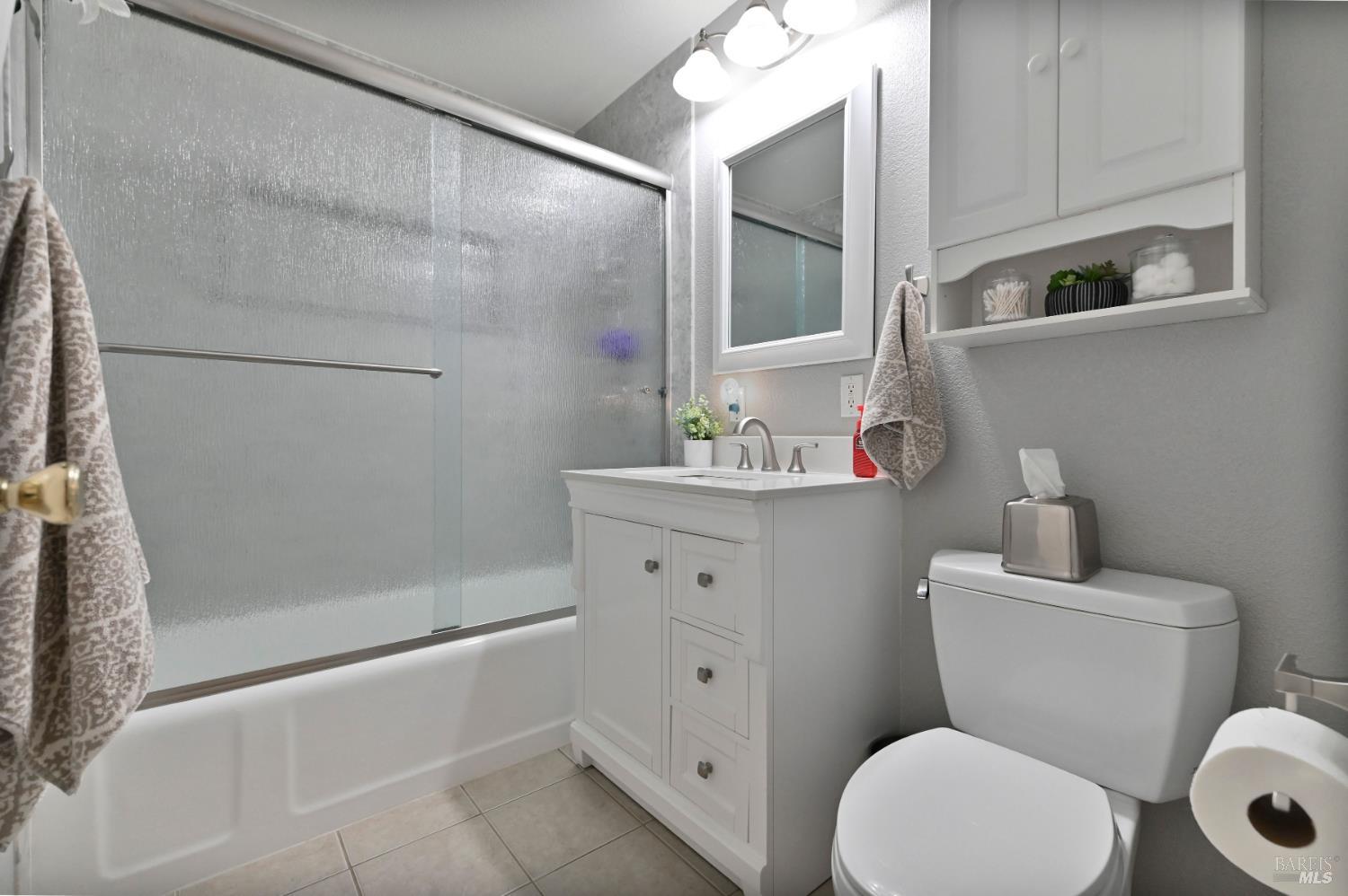 Detail Gallery Image 16 of 32 For 818 Thereza Way, Rio Vista,  CA 94571 - 4 Beds | 2/1 Baths