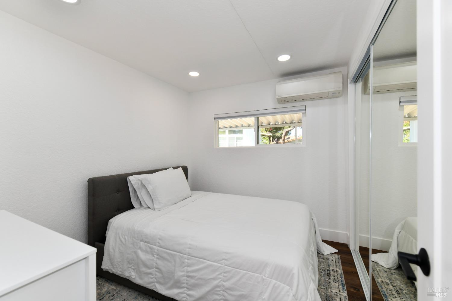 Detail Gallery Image 13 of 24 For 541 Mason St 8, Healdsburg,  CA 95448 - 2 Beds | 2 Baths