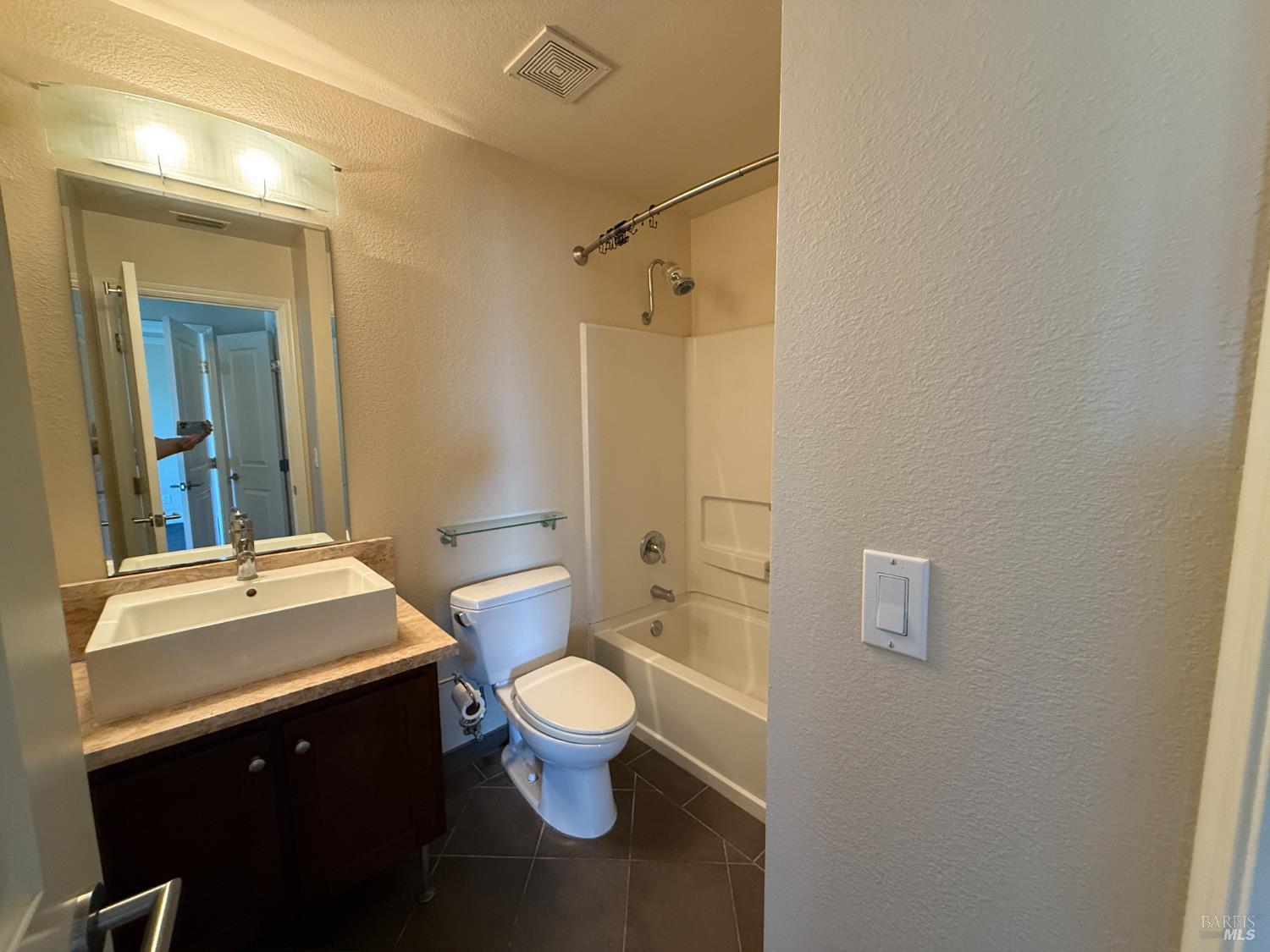 Detail Gallery Image 12 of 18 For 310 Spyglass Pkwy, Vallejo,  CA 94591 - 2 Beds | 2 Baths