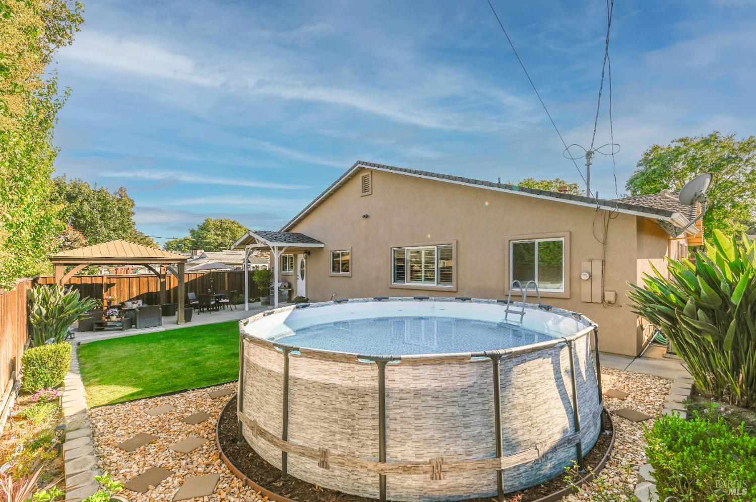 Detail Gallery Image 30 of 32 For 818 Thereza Way, Rio Vista,  CA 94571 - 4 Beds | 2/1 Baths