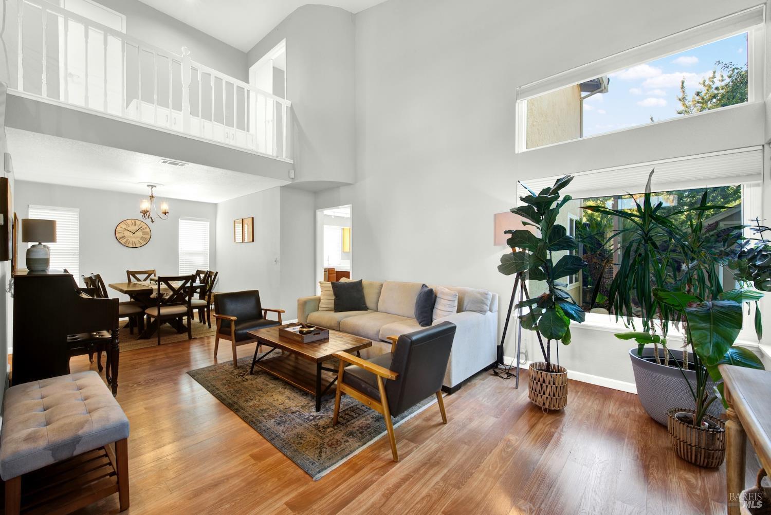 Detail Gallery Image 8 of 39 For 206 Colby Dr, Vacaville,  CA 95687 - 3 Beds | 2/1 Baths
