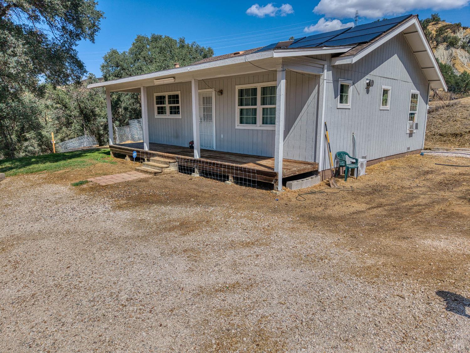 Detail Gallery Image 8 of 42 For 21710 E Highway 20 Hwy, Clearlake Oaks,  CA 95423 - 2 Beds | 1 Baths