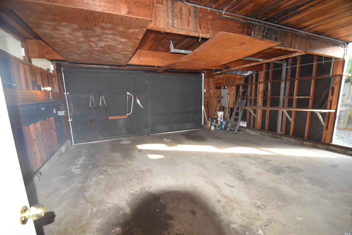 Detail Gallery Image 36 of 46 For 2151 Elderberry Ln, San Rafael,  CA 94903 - 3 Beds | 2 Baths