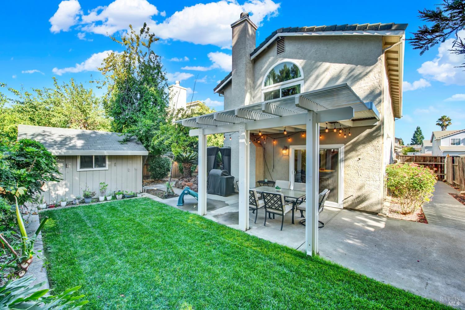 Detail Gallery Image 32 of 39 For 206 Colby Dr, Vacaville,  CA 95687 - 3 Beds | 2/1 Baths