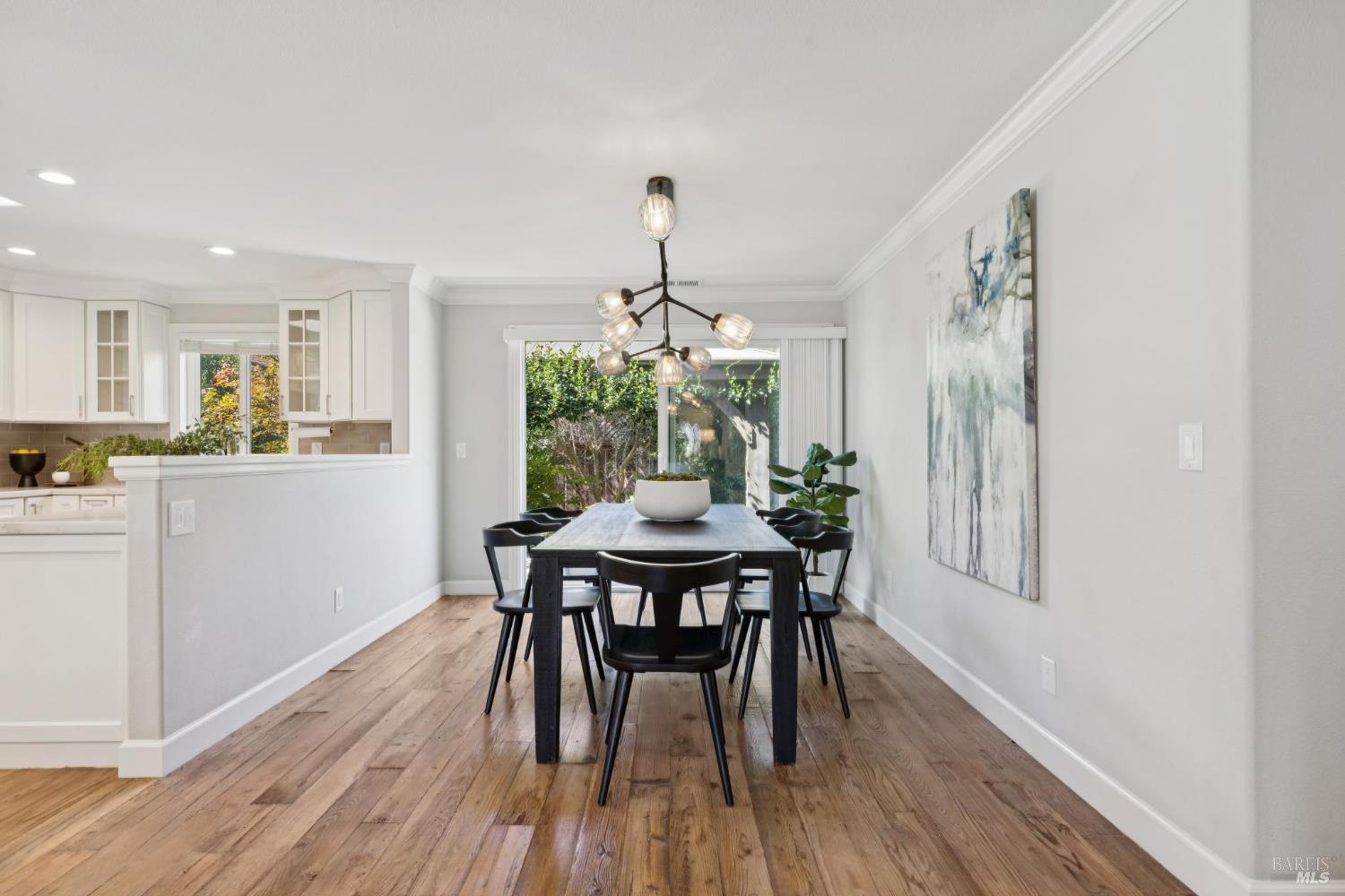 Detail Gallery Image 10 of 22 For 18878 Jami Lee Ln, Sonoma,  CA 95476 - 3 Beds | 2 Baths