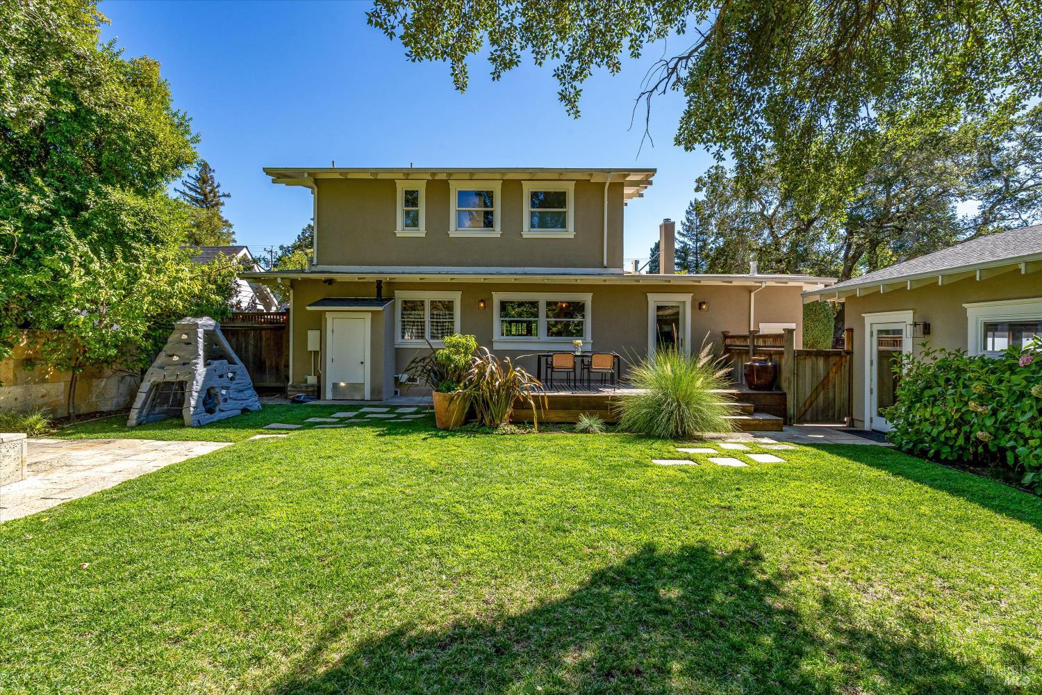 Detail Gallery Image 35 of 43 For 230 E Napa St, Sonoma,  CA 95476 - 3 Beds | 3/1 Baths