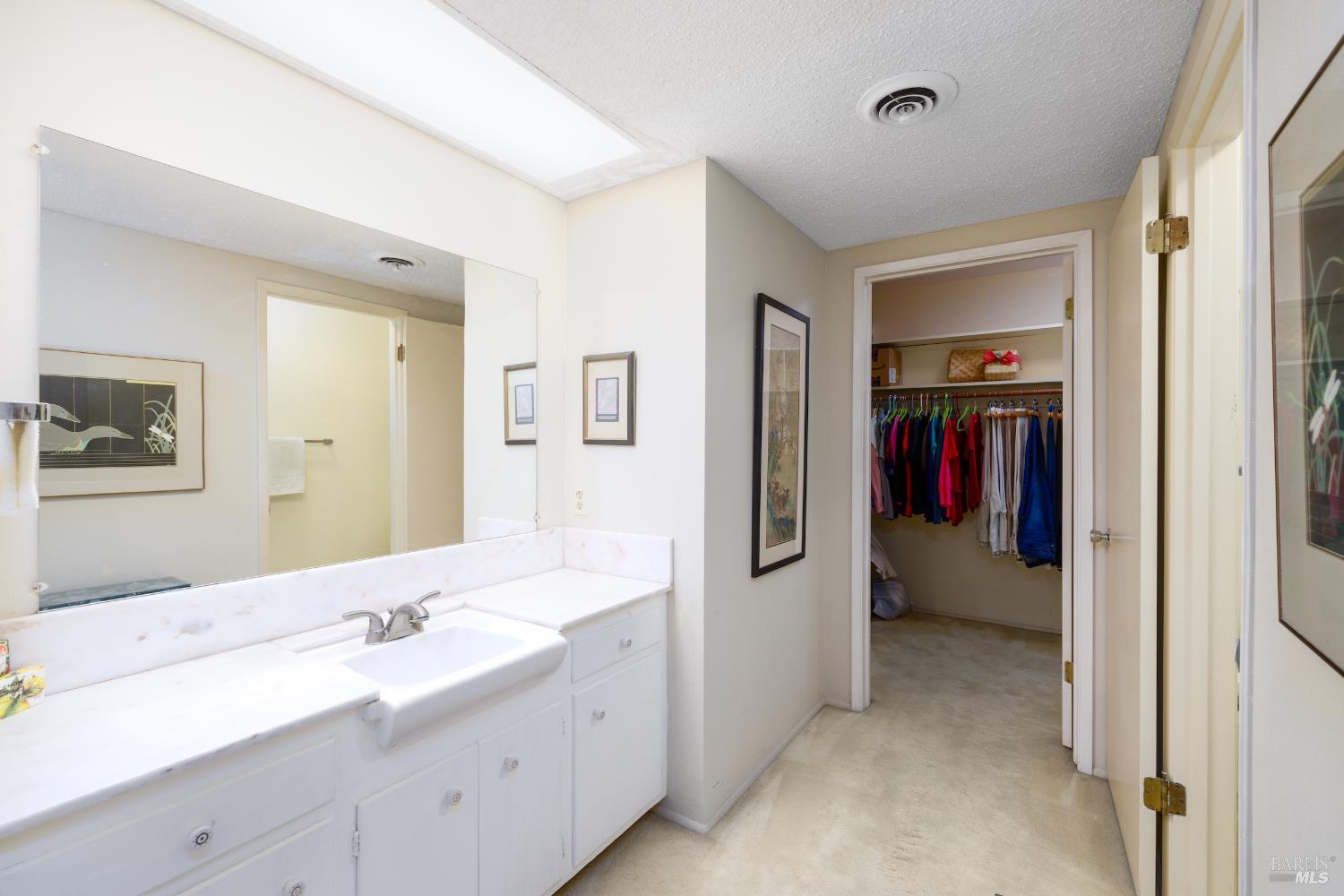 Detail Gallery Image 10 of 12 For 446 Las Casitas Ct #D,  Santa Rosa,  CA 95403 - 3 Beds | 2 Baths