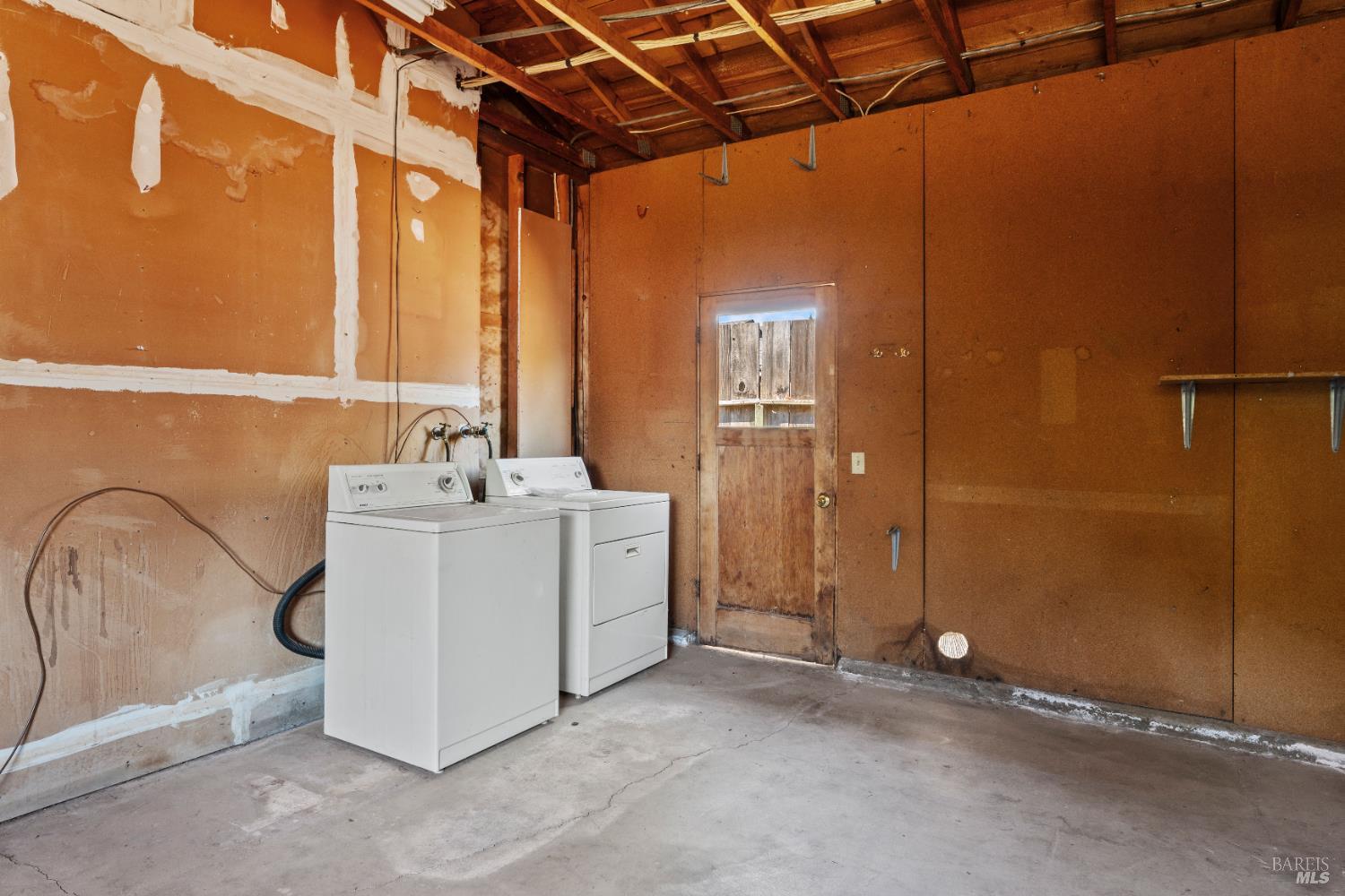 Detail Gallery Image 18 of 19 For 835 Yaqui Dr, Ukiah,  CA 95482 - 3 Beds | 2 Baths