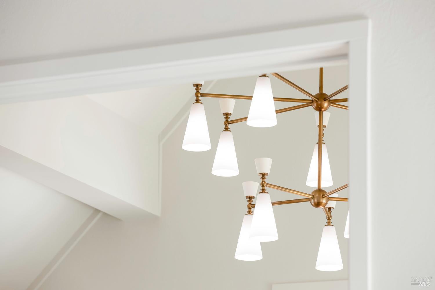 Detail Gallery Image 15 of 63 For 71 Pacheco Creek Dr, Novato,  CA 94949 - 4 Beds | 3/1 Baths