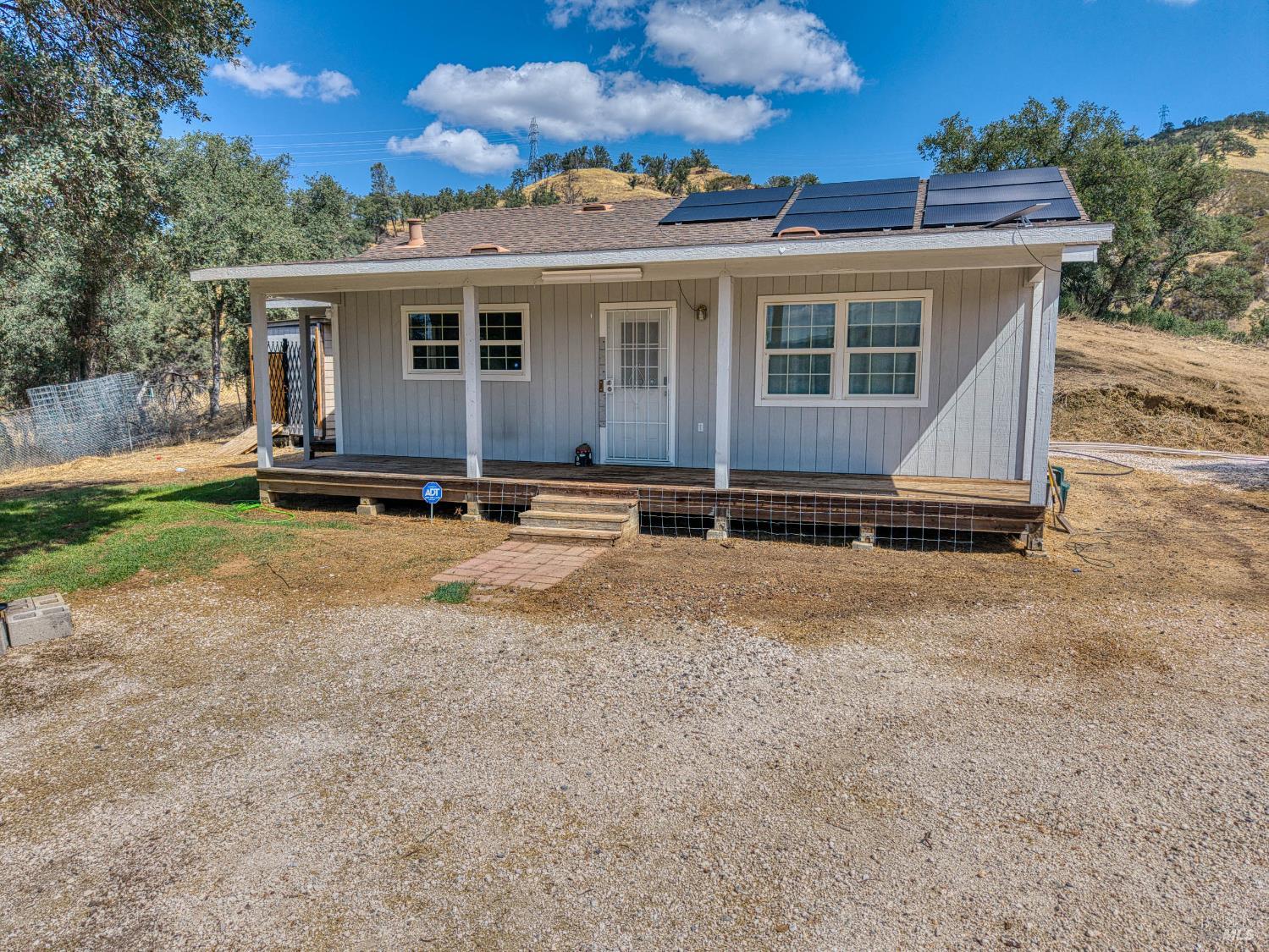 Detail Gallery Image 11 of 42 For 21710 E Highway 20 Hwy, Clearlake Oaks,  CA 95423 - 2 Beds | 1 Baths
