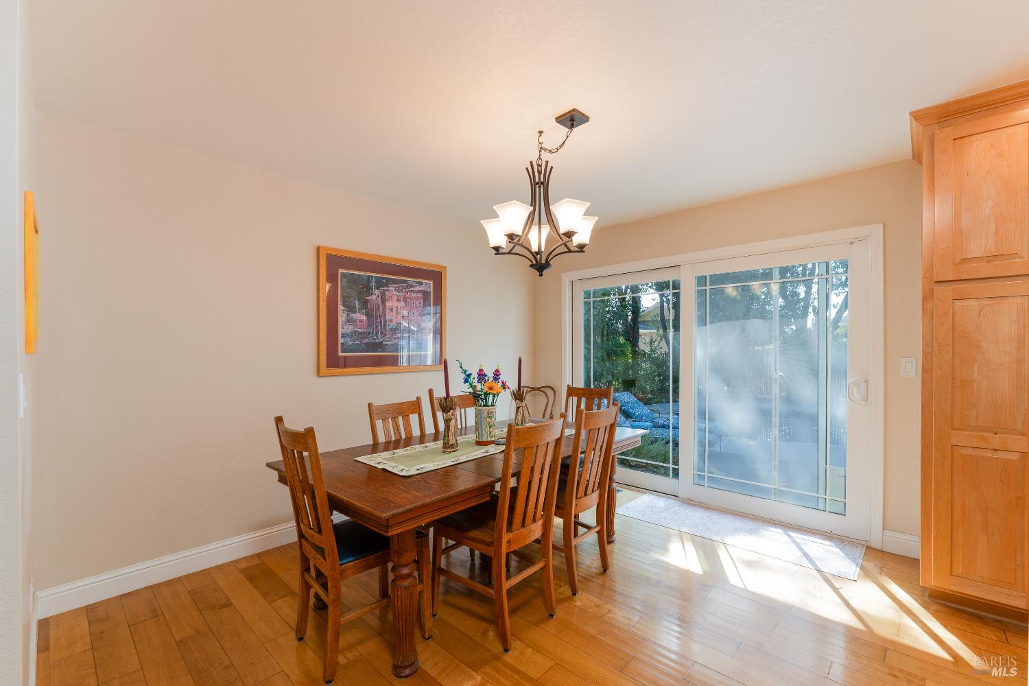 Detail Gallery Image 13 of 35 For 1381 El Dorado Rd, Ukiah,  CA 95482 - 3 Beds | 2 Baths