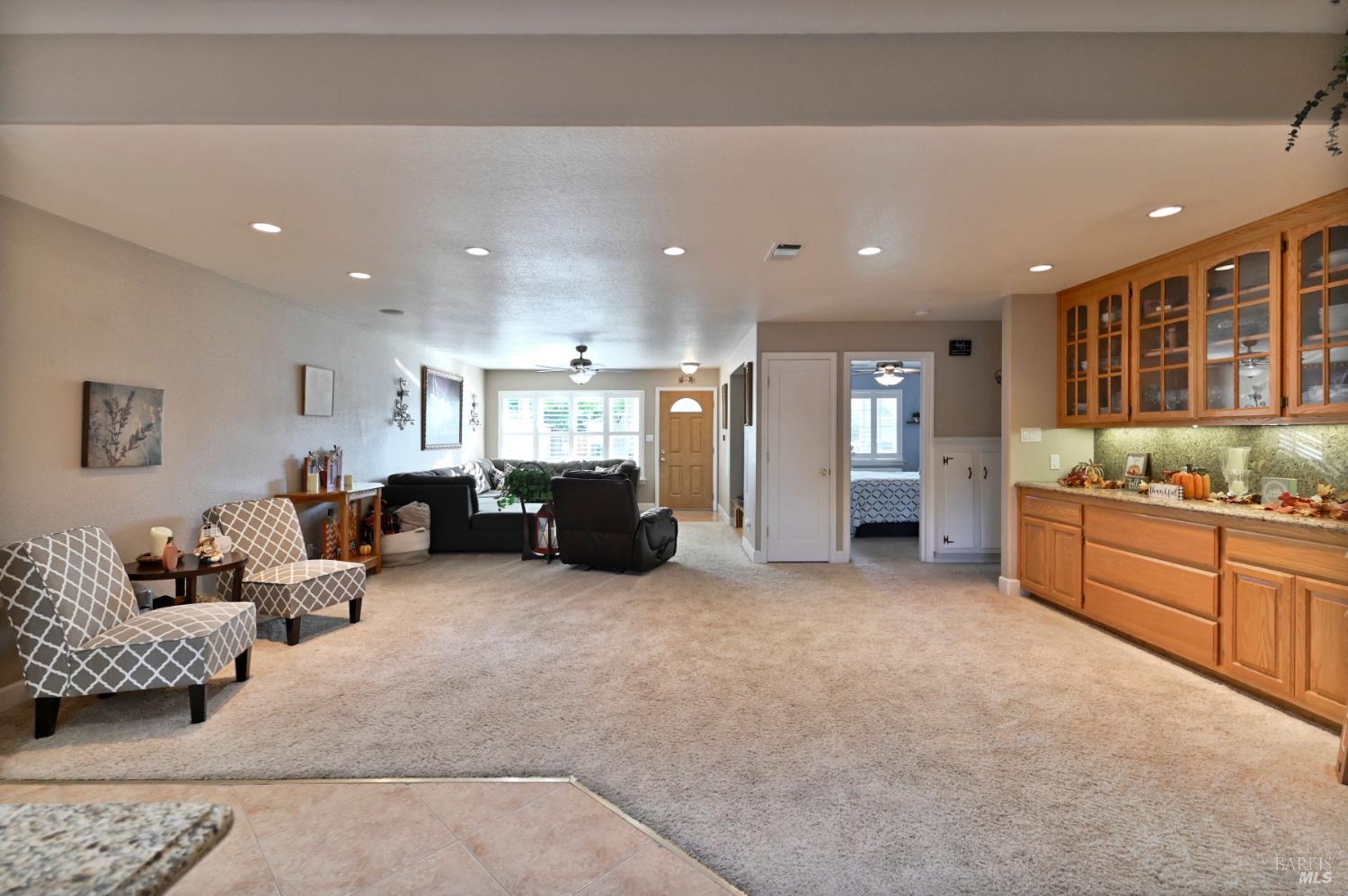 Detail Gallery Image 4 of 32 For 818 Thereza Way, Rio Vista,  CA 94571 - 4 Beds | 2/1 Baths