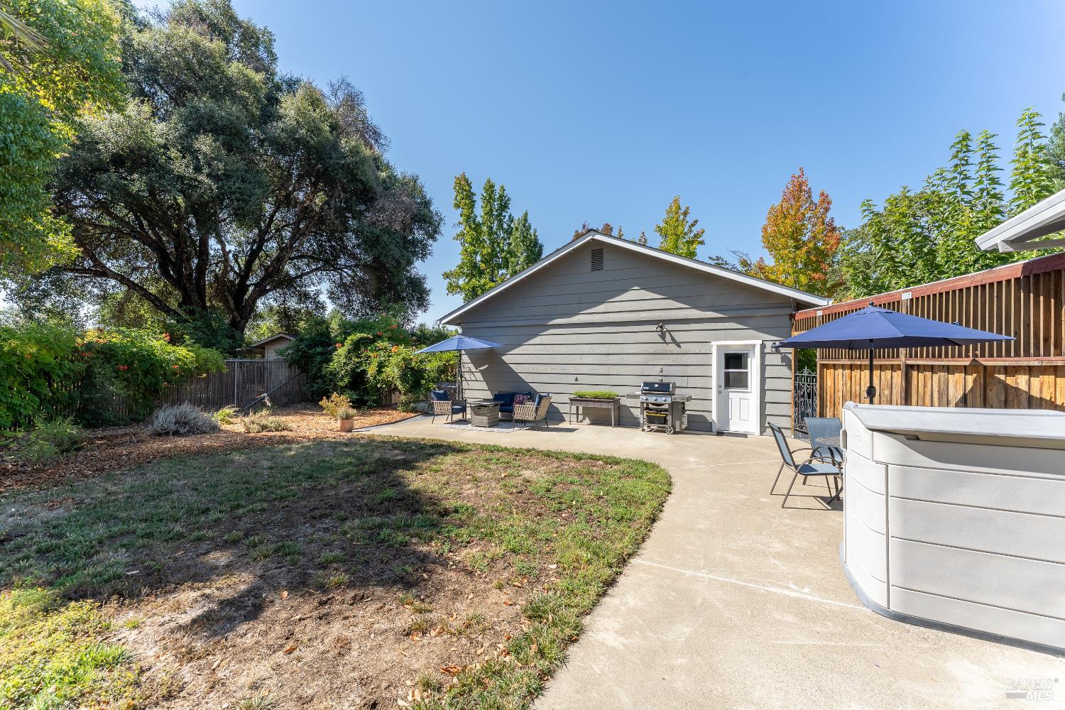 Detail Gallery Image 26 of 35 For 1381 El Dorado Rd, Ukiah,  CA 95482 - 3 Beds | 2 Baths