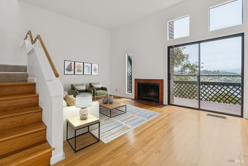 Detail Gallery Image 11 of 52 For 406 Donahue St, Sausalito,  CA 94965 - 2 Beds | 2 Baths