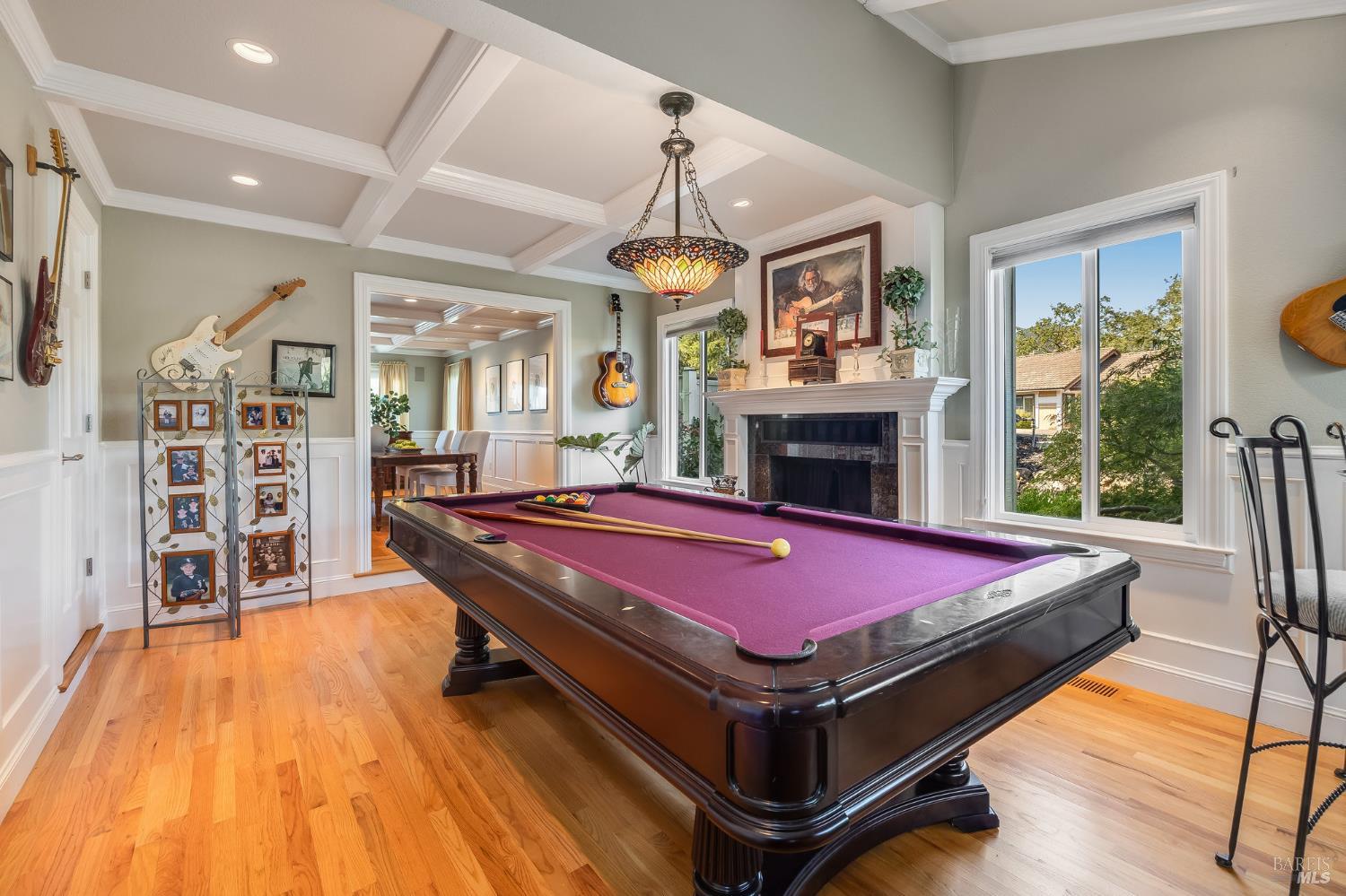 Detail Gallery Image 39 of 76 For 16 Fontana Ct, Novato,  CA 94945 - 5 Beds | 3/1 Baths