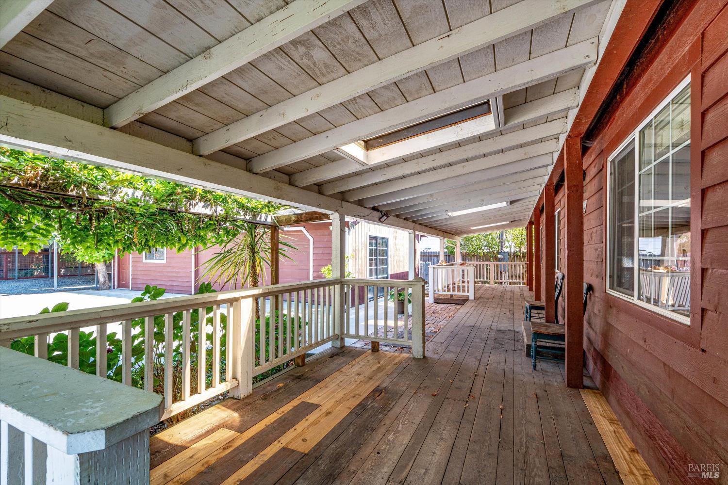 Detail Gallery Image 11 of 92 For 524 Mountain View Ave, Santa Rosa,  CA 95407 - 2 Beds | 2 Baths