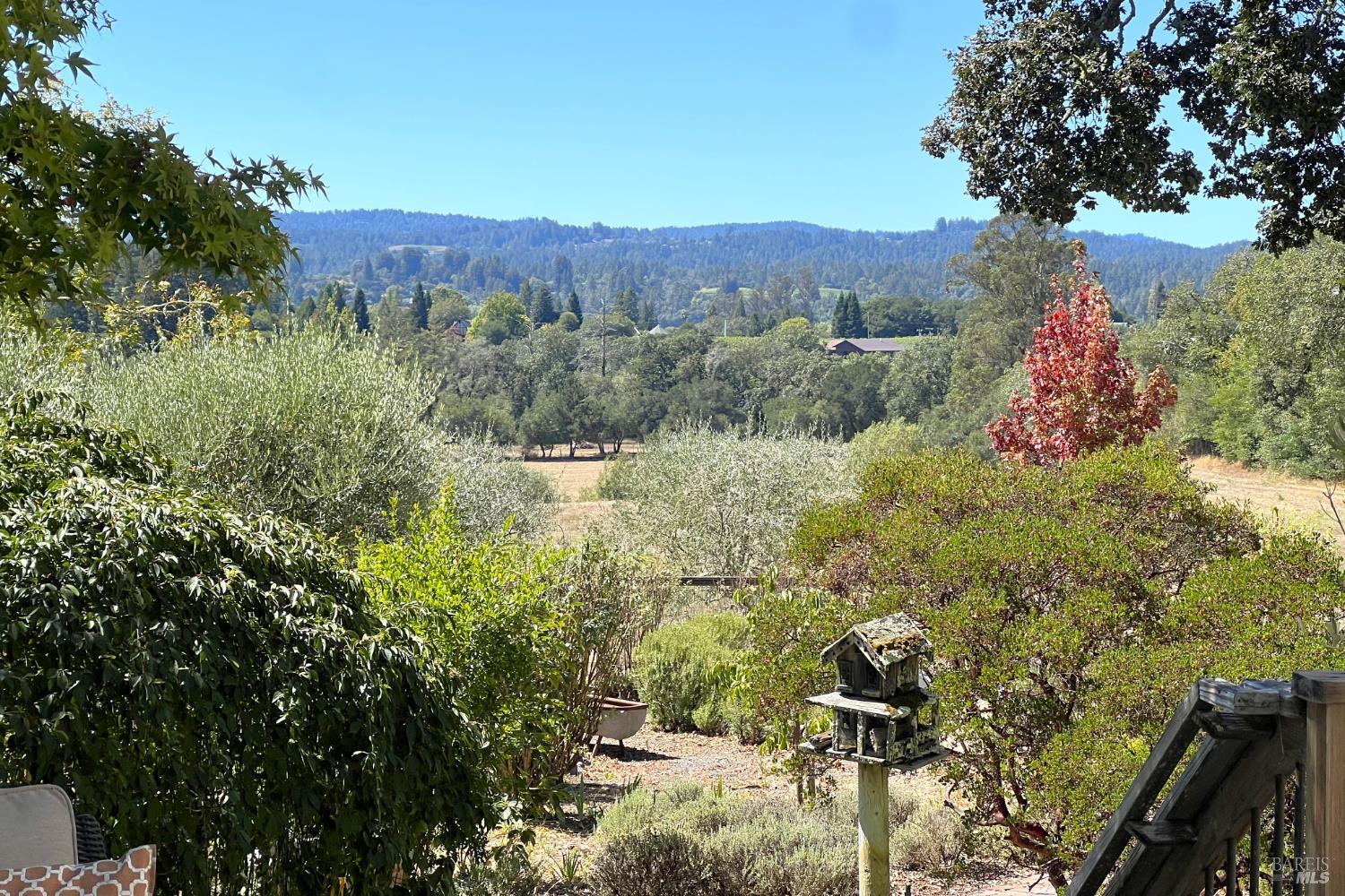 Detail Gallery Image 5 of 86 For 5290 Vine Hill Rd, Sebastopol,  CA 95472 - 3 Beds | 3 Baths