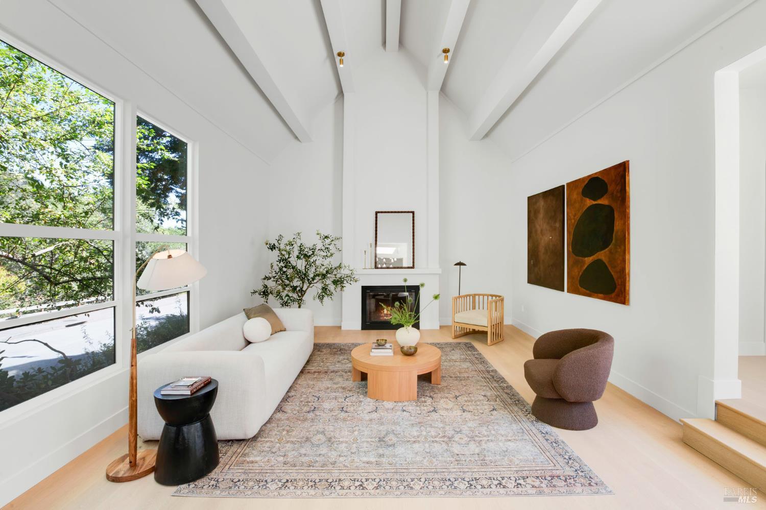 Detail Gallery Image 16 of 63 For 71 Pacheco Creek Dr, Novato,  CA 94949 - 4 Beds | 3/1 Baths