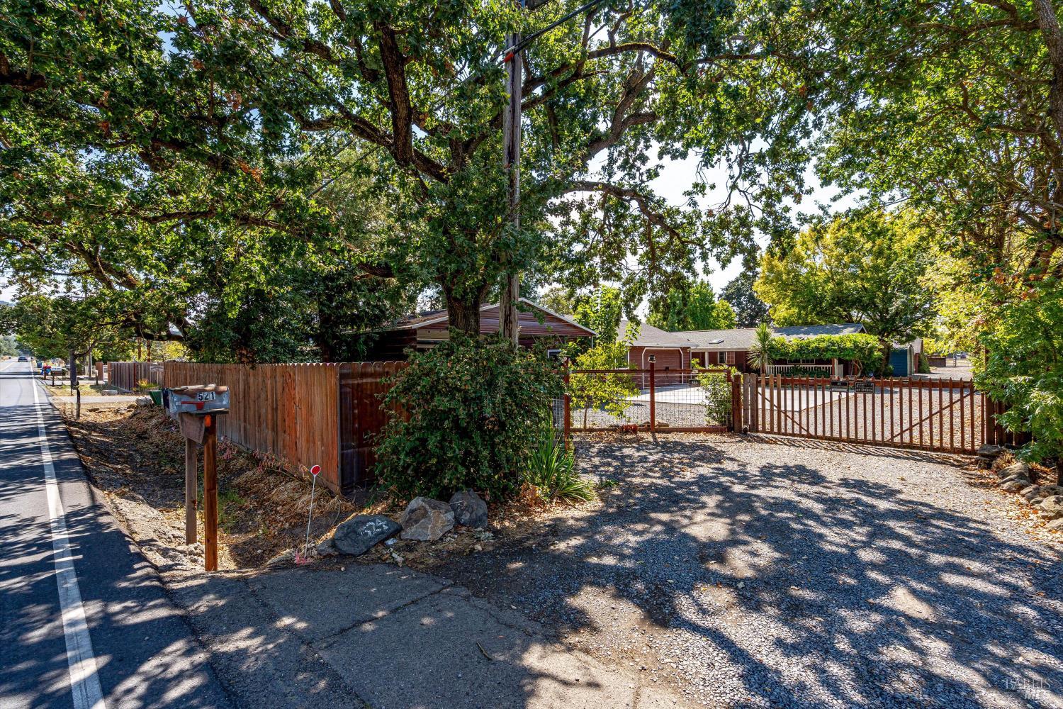 Detail Gallery Image 89 of 92 For 524 Mountain View Ave, Santa Rosa,  CA 95407 - 2 Beds | 2 Baths