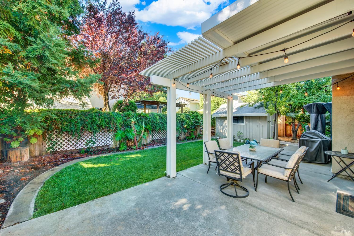 Detail Gallery Image 35 of 39 For 206 Colby Dr, Vacaville,  CA 95687 - 3 Beds | 2/1 Baths